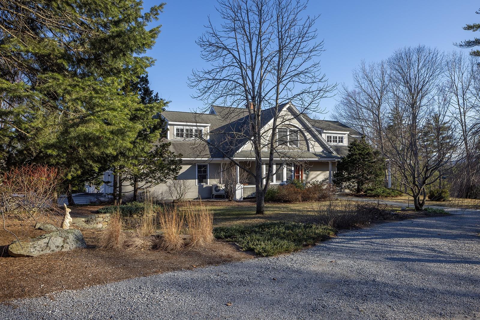 6 Chester Drive Weare, NH 03281 - Photo 3 of 59