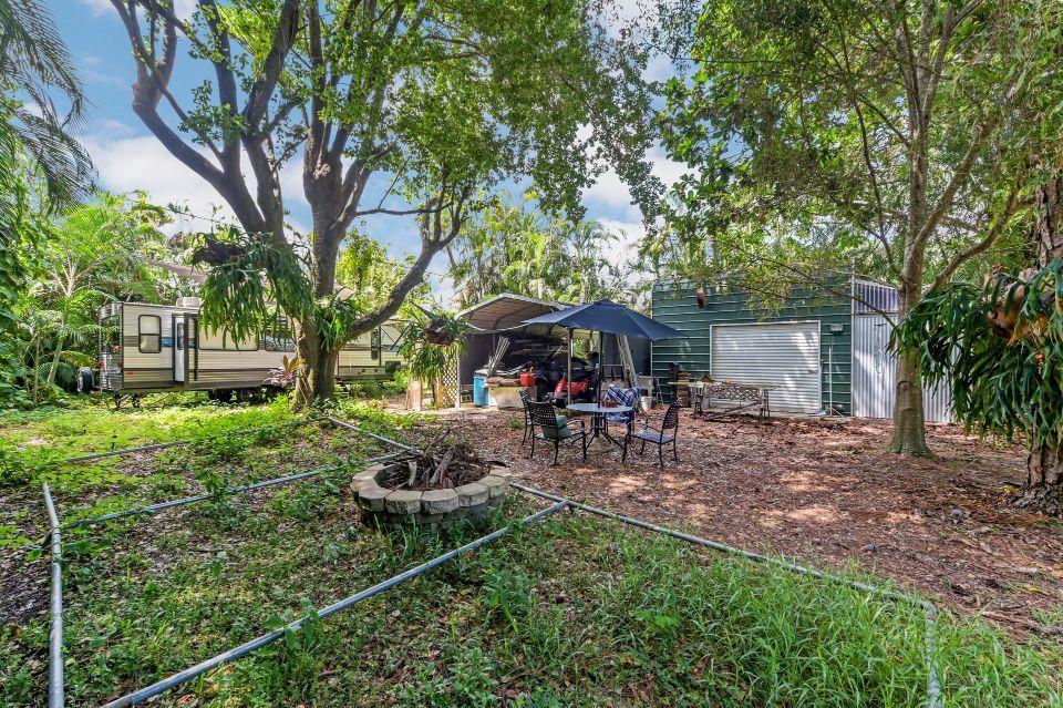 5525 3rd Road Lake Worth, FL 33467 - Photo 32 of 45 Rear 11