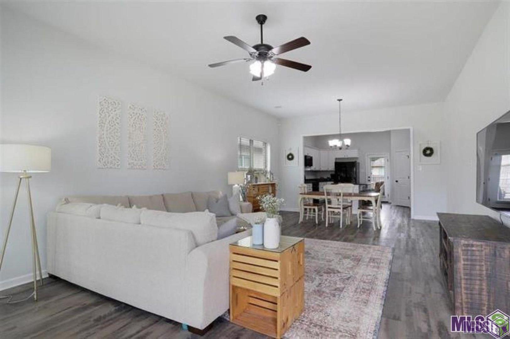 1030 Gentle Wind Drive Baton Rouge, LA 70820 - Photo 2 of 13