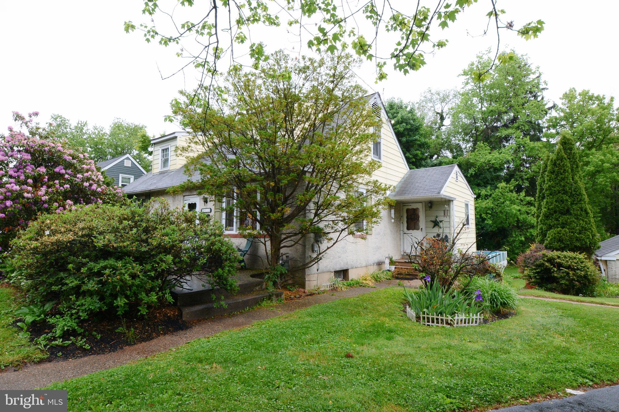 419 Continental Road Hatboro, PA 19040 - Photo 3 of 50