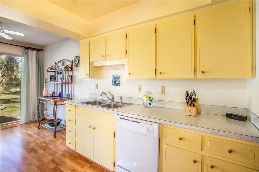 7405 Fairview Road Southwest, Unit 9 Olympia, WA 98512 - Photo 14 of 29 Gallery Image 14