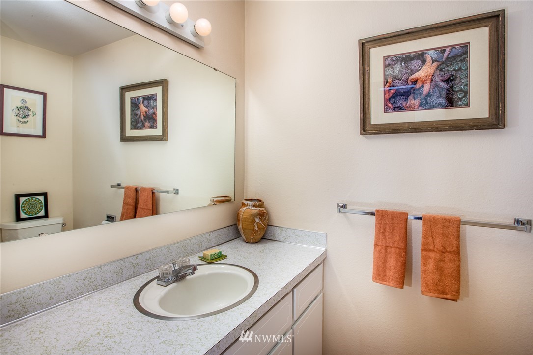 7405 Fairview Road Southwest, Unit 9 Olympia, WA 98512 - Photo 16 of 29 Gallery Image 16
