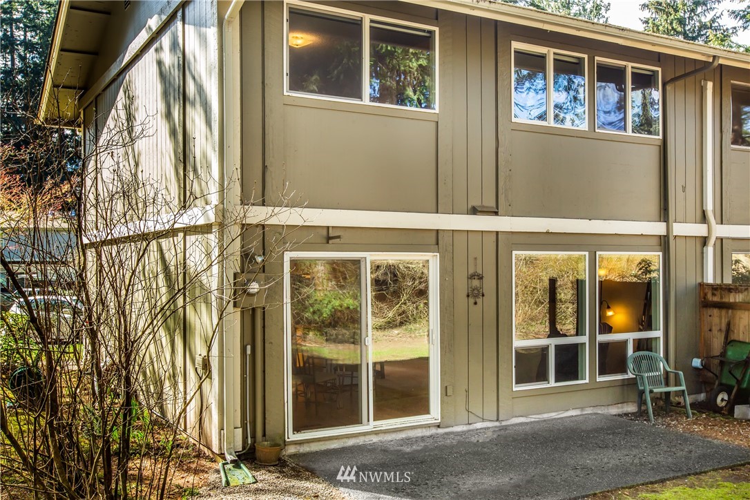 7405 Fairview Road Southwest, Unit 9 Olympia, WA 98512 - Photo 5 of 29 Gallery Image 5