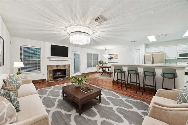 $1,850 | 227 Blushwood Place, Spring, TX 77382