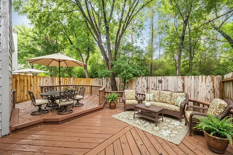 $1,850 | 227 Blushwood Place, Spring, TX 77382