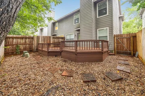 $1,850 | 227 Blushwood Place, Spring, TX 77382