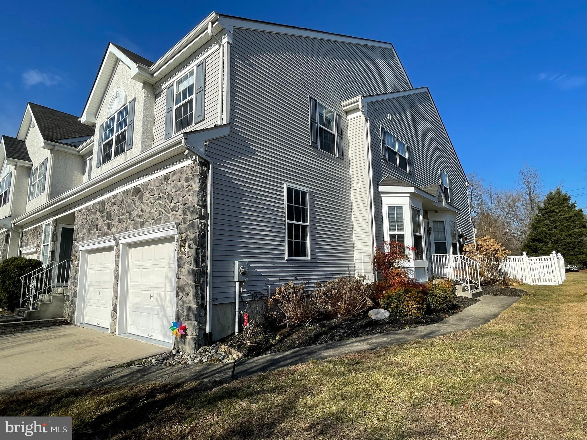 32 Chapel Hill Road Mount Laurel, NJ 08054 - Photo 1 of 137