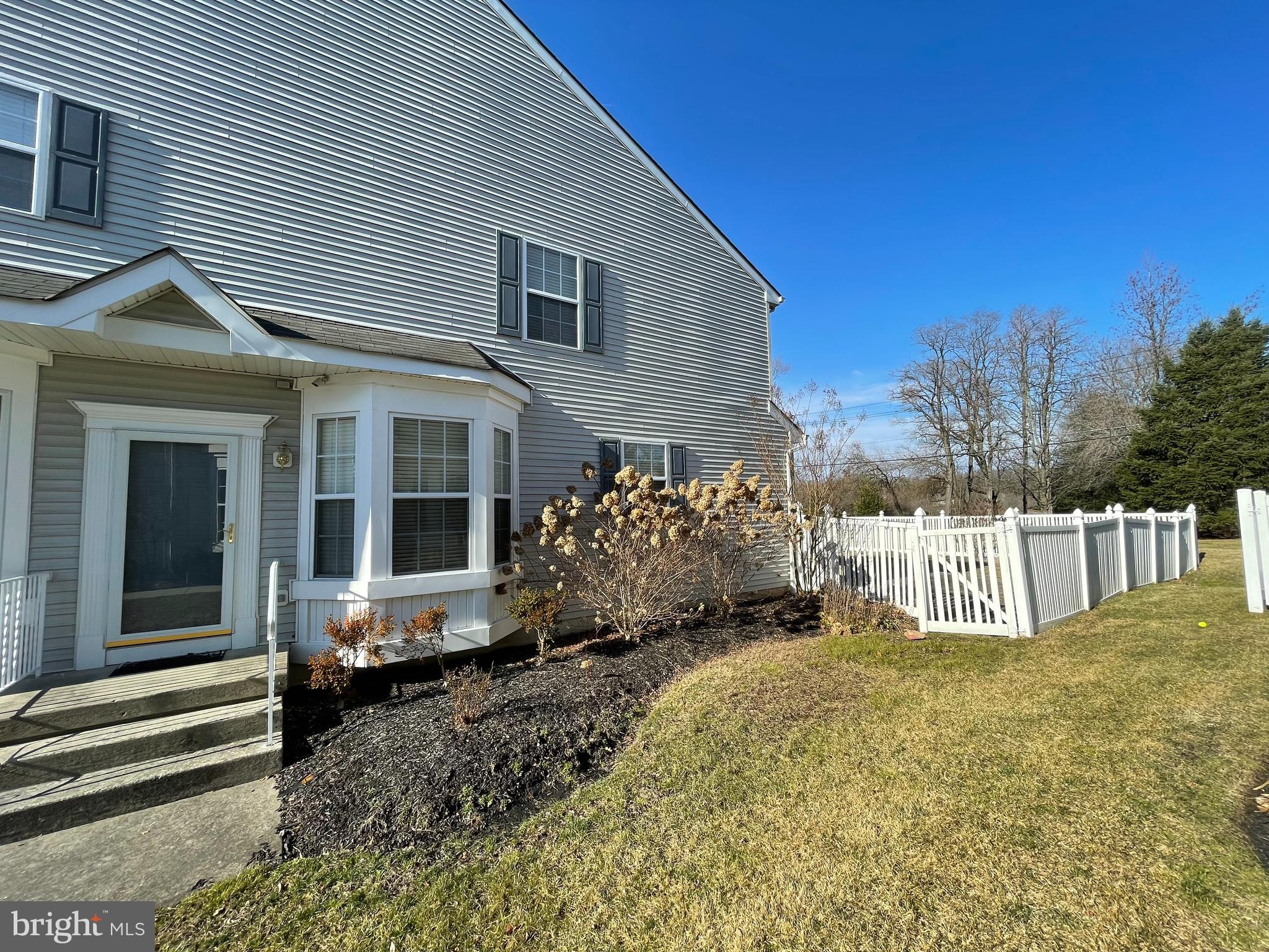 32 Chapel Hill Road Mount Laurel, NJ 08054 - Photo 5 of 137