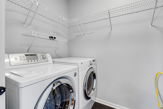 722 Hanbury Drive Des Plaines, IL 60016 - Photo 14 of 25