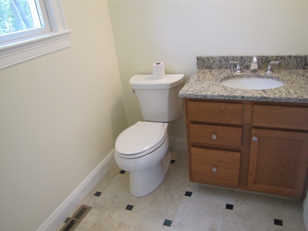 191 Captain Peirce Road Scituate, MA 02066 - Photo 17 of 25 Gallery Image 17