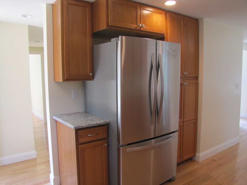 191 Captain Peirce Road Scituate, MA 02066 - Photo 6 of 25 Gallery Image 6