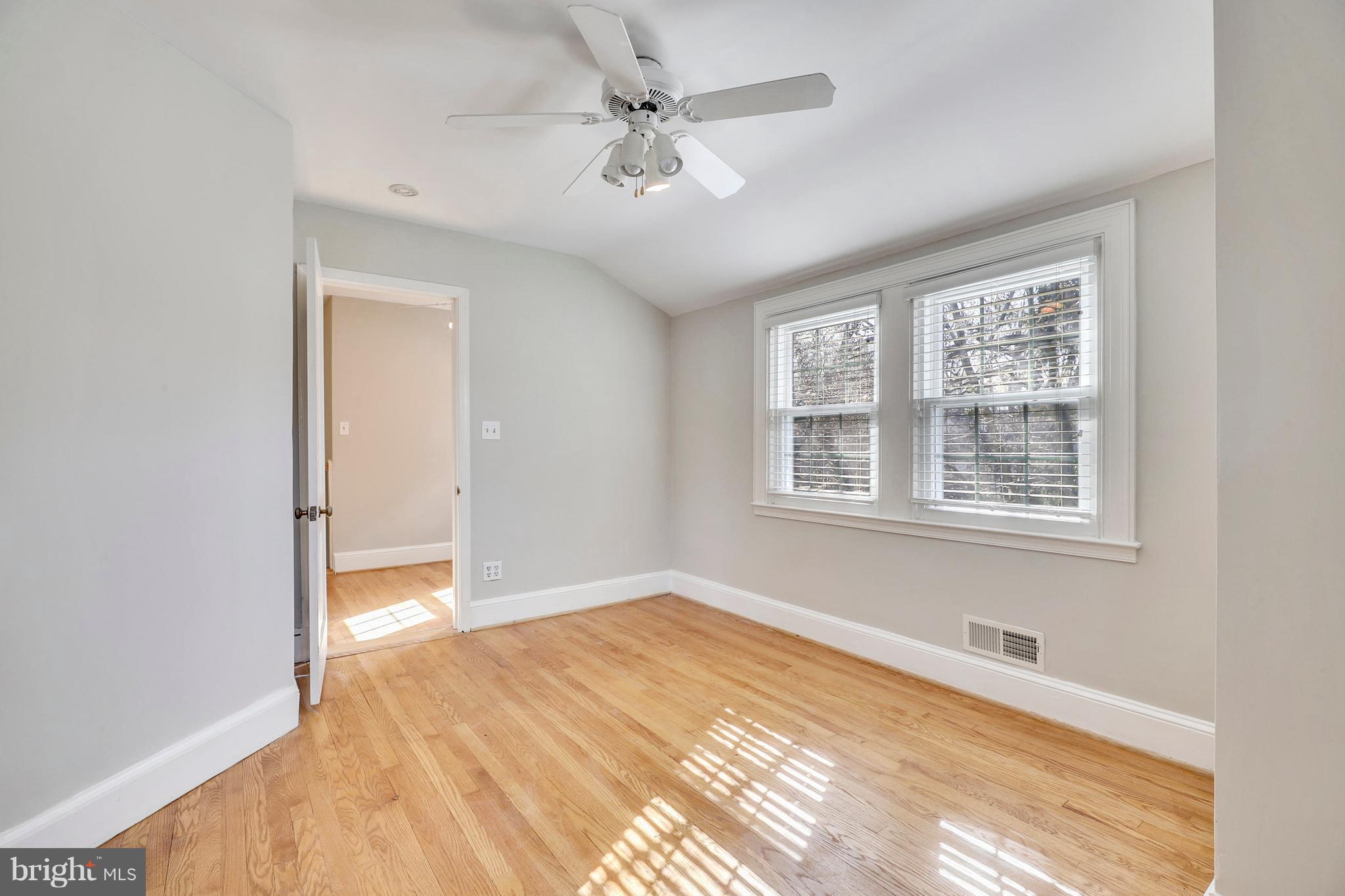 13 Linstead Road Severna Park, MD 21146 - Photo 23 of 30 Bedroom