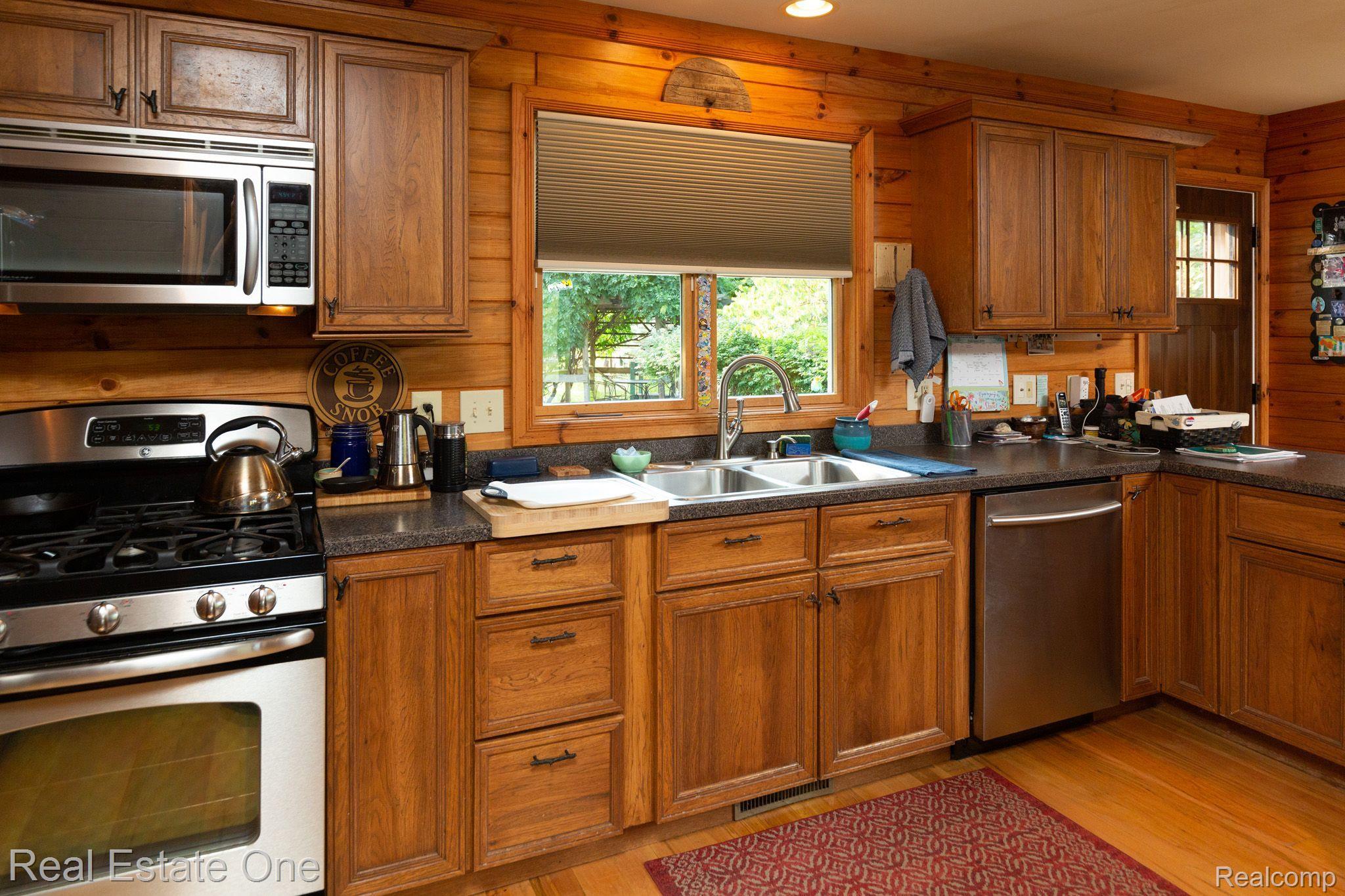 8385 Merrill Road Whitmore Lake, MI 48189 - Photo 6 of 48 Gallery Image 6