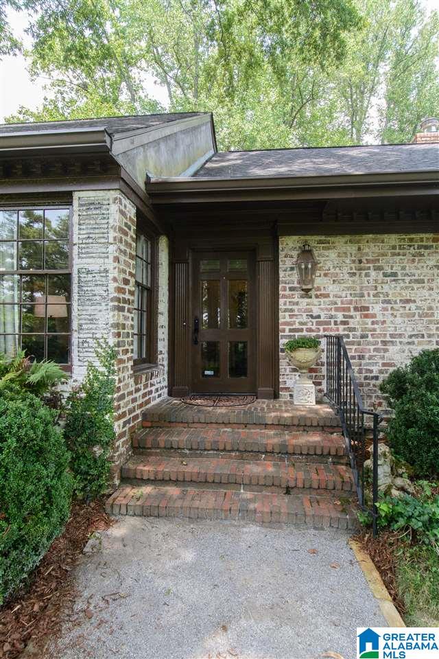 4228 Caldwell Mill Road Birmingham, AL 35243 - Photo 2 of 50