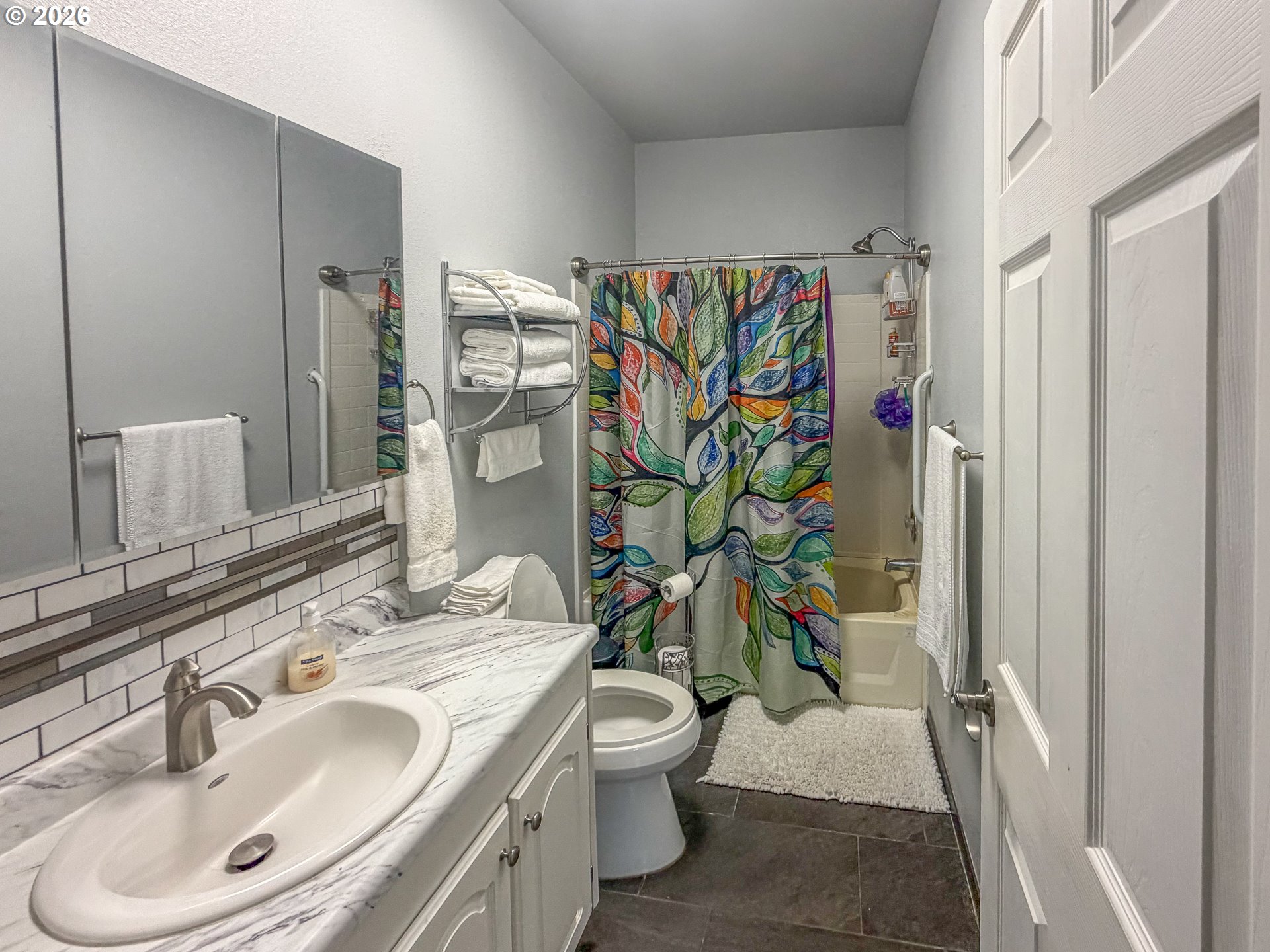 545 East 4th Avenue Riddle, OR 97469 - Photo 16 of 25 Gallery Image 16