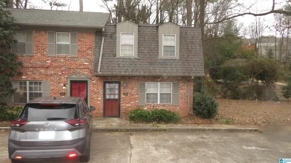 $1,300 | 3937 Montclair Road, Unit 3937 MONTCLAIR VILLA A CO, Birmingham, AL 35213