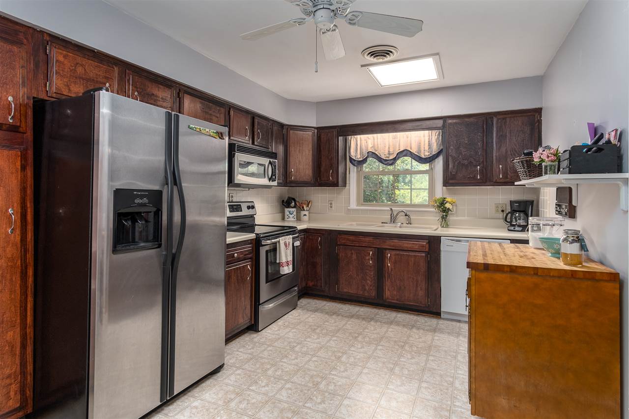 45 Gloucester Road Stuarts Draft, VA 24477 - Photo 12 of 32 Gallery Image 12
