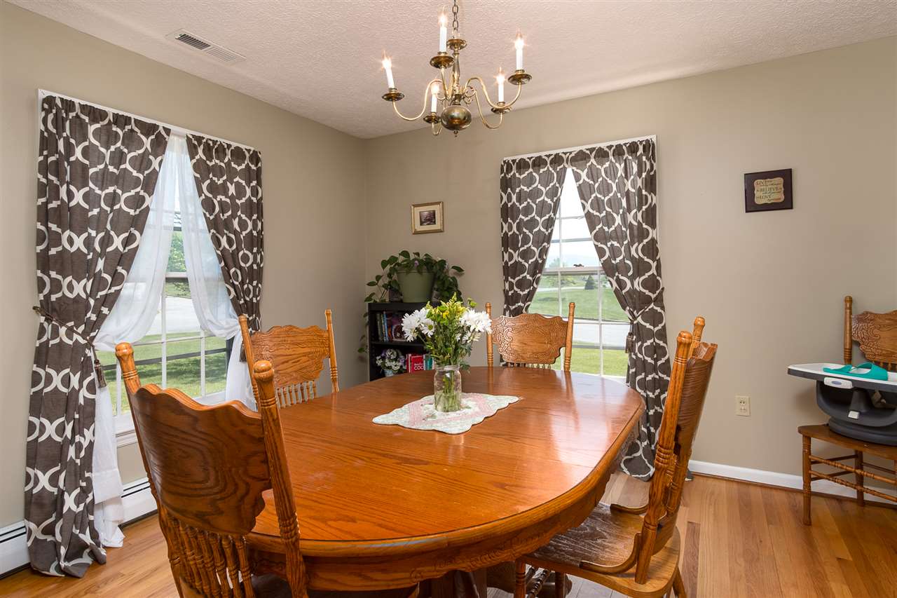 45 Gloucester Road Stuarts Draft, VA 24477 - Photo 10 of 32 Gallery Image 10