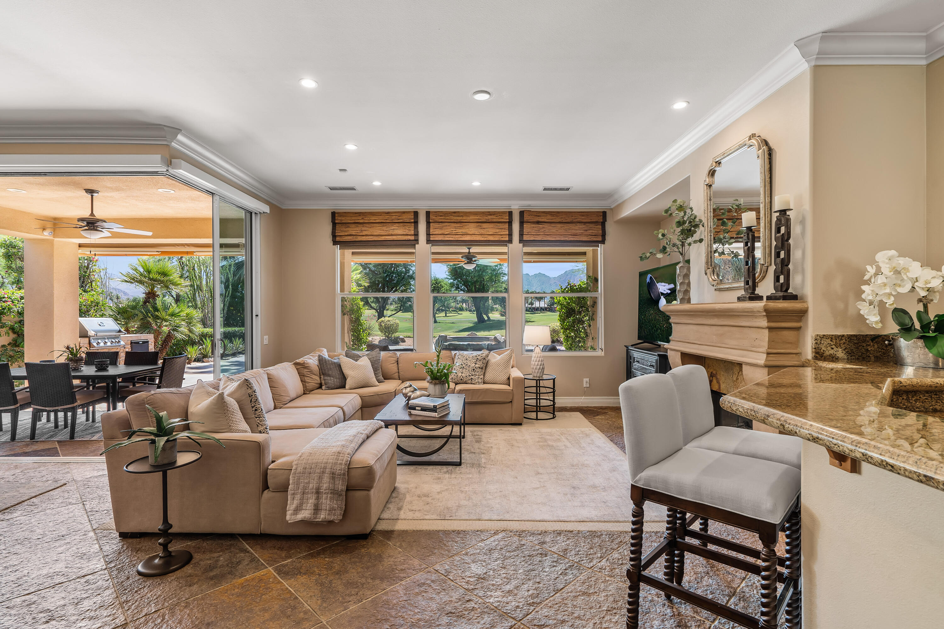 56925 Mountain View La Quinta, CA 92253 - Photo 11 of 57 Greatroom