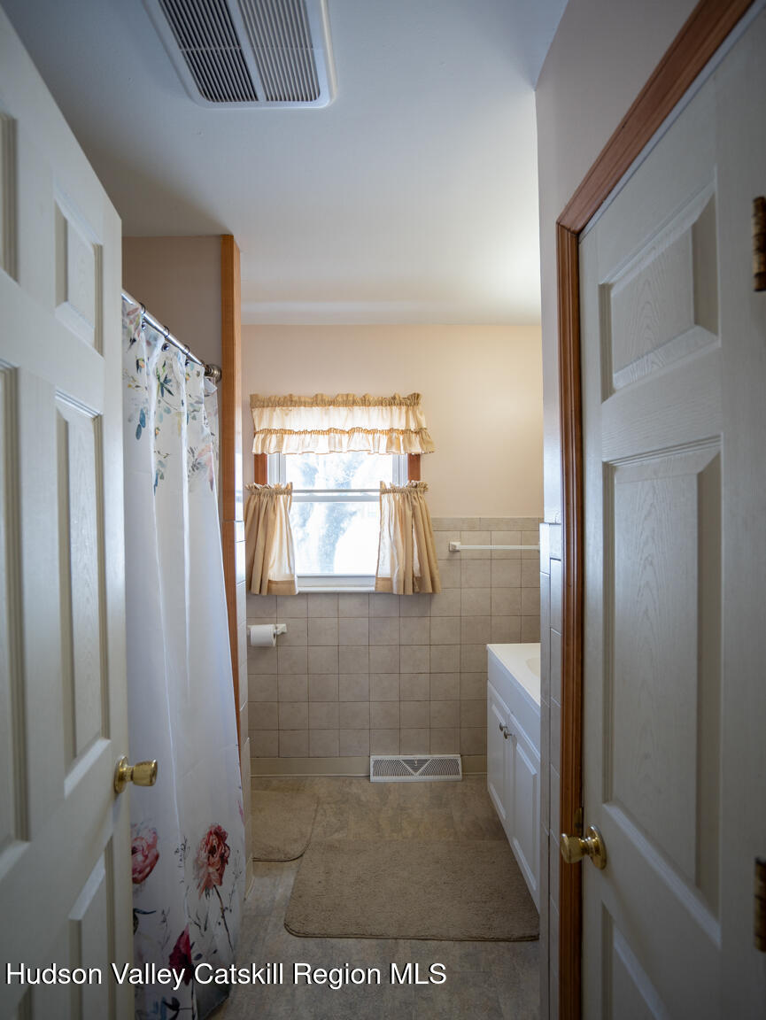 16 Royal Road Stuyvesant, NY 12173 - Photo 13 of 23 DSC07417