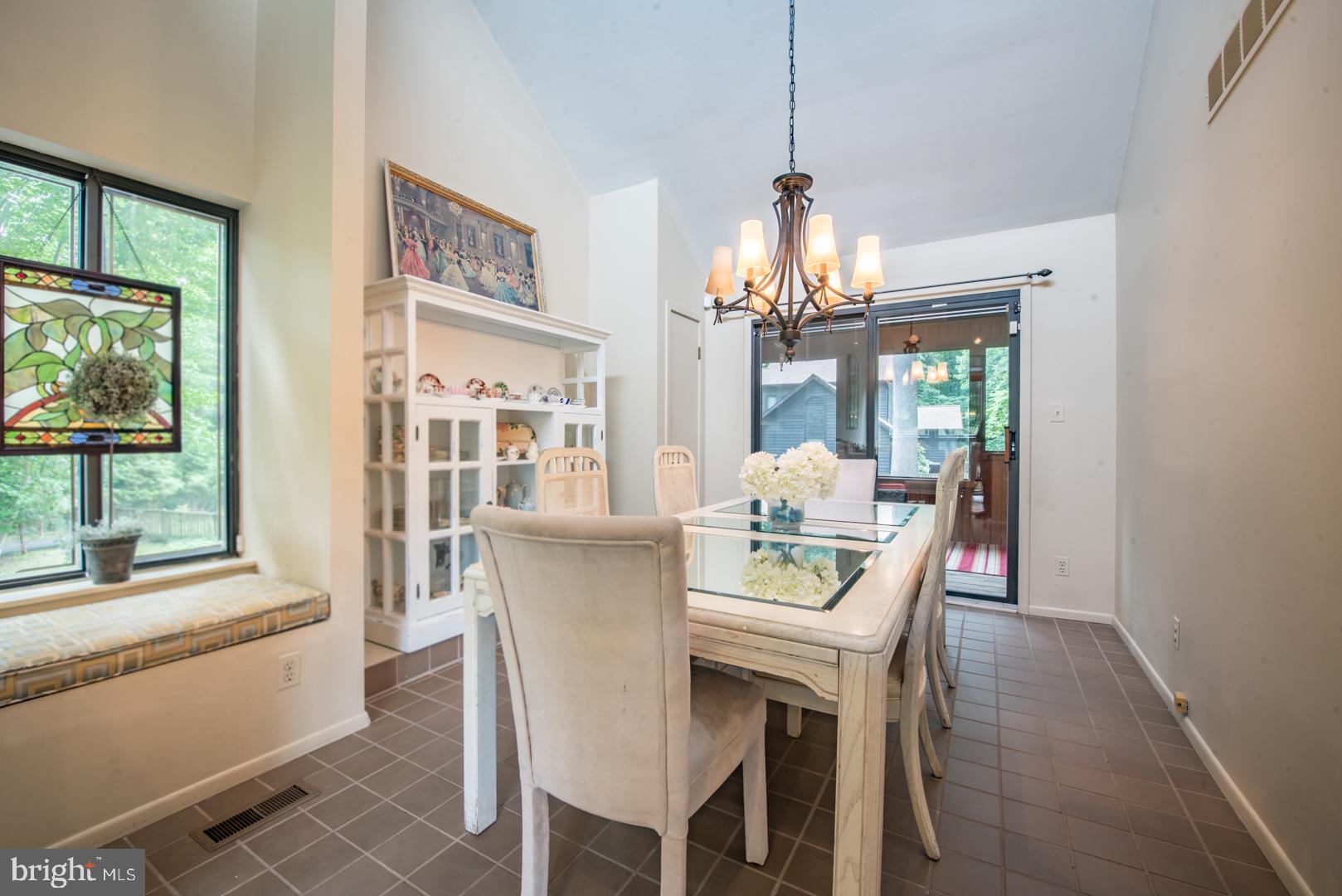 2000 Burdock Road Baltimore, MD 21209 - Photo 4 of 40 Gallery Image 4