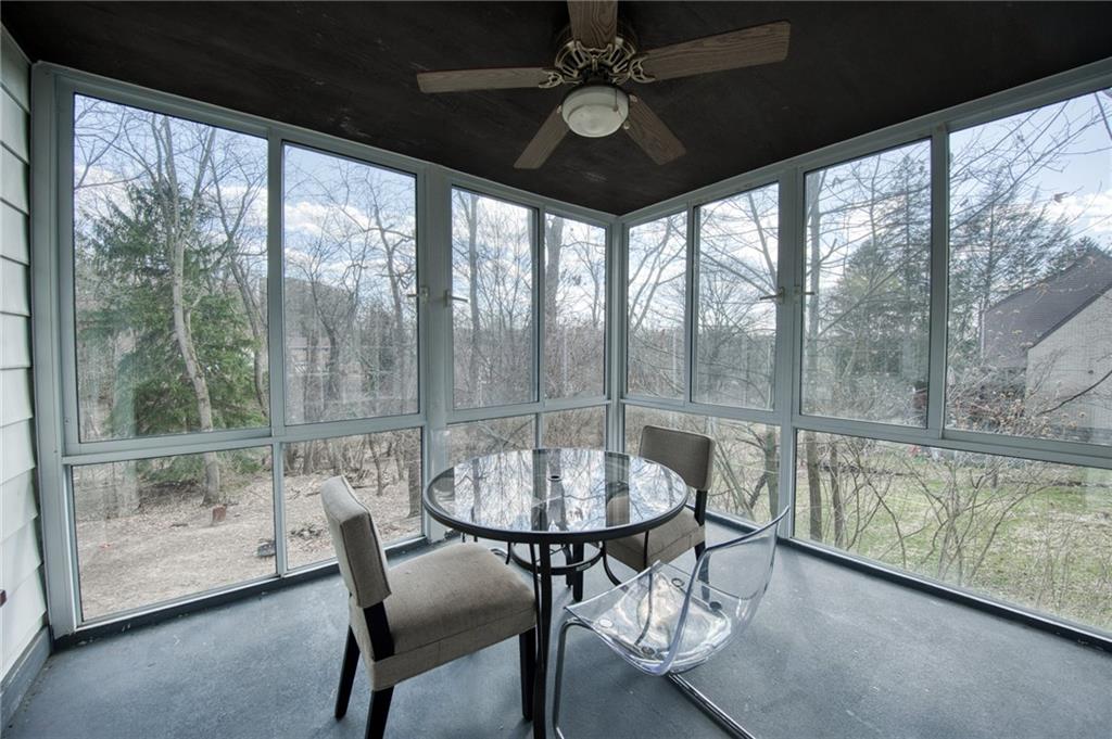 549 Springdale Drive Pittsburgh, PA 15235 - Photo 10 of 22