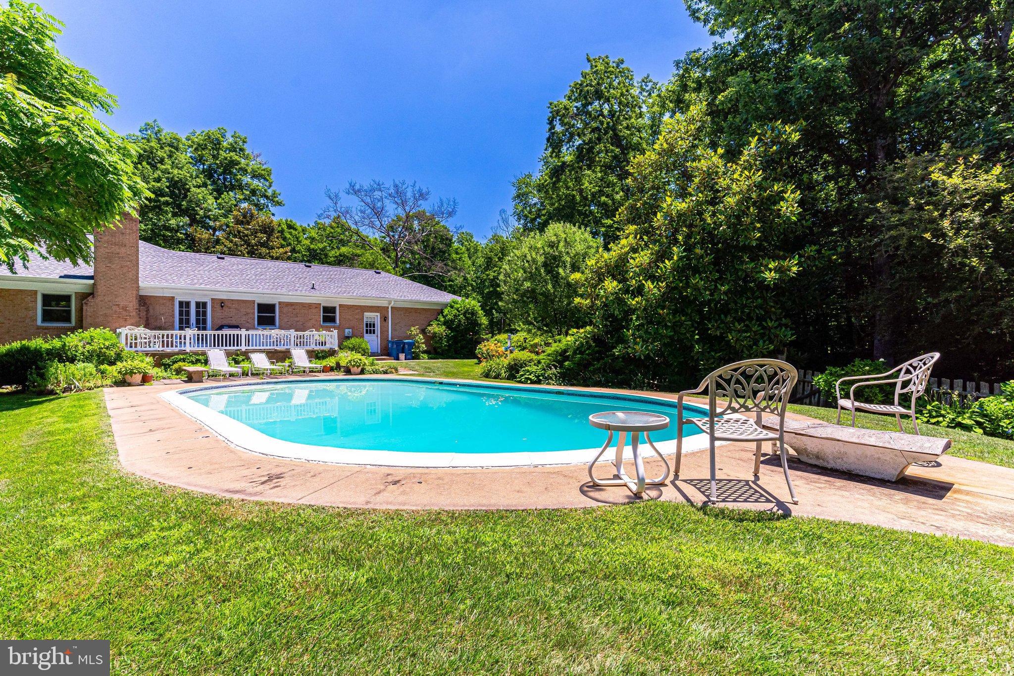 800 Clear Spring Road Great Falls, VA 22066 - Photo 36 of 37 Gallery Image 36