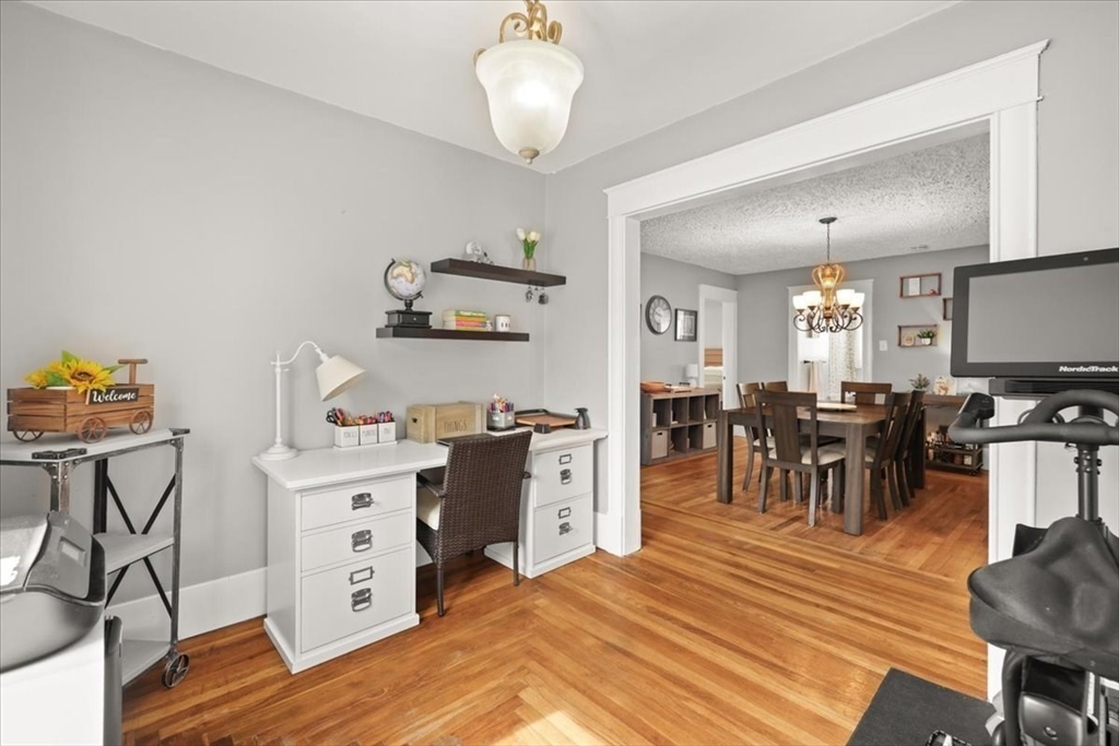 41 Barnes Street Fall River, MA 02723 - Photo 15 of 42