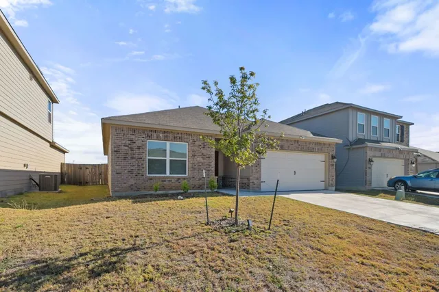 $1,850 | 717 Peak Place, Seguin, TX 78155