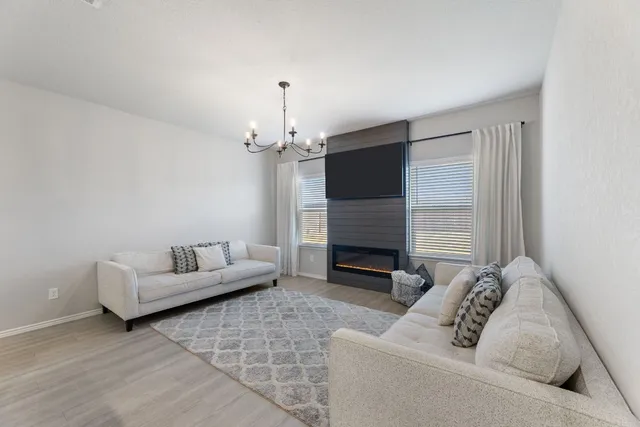 $1,850 | 717 Peak Place, Seguin, TX 78155