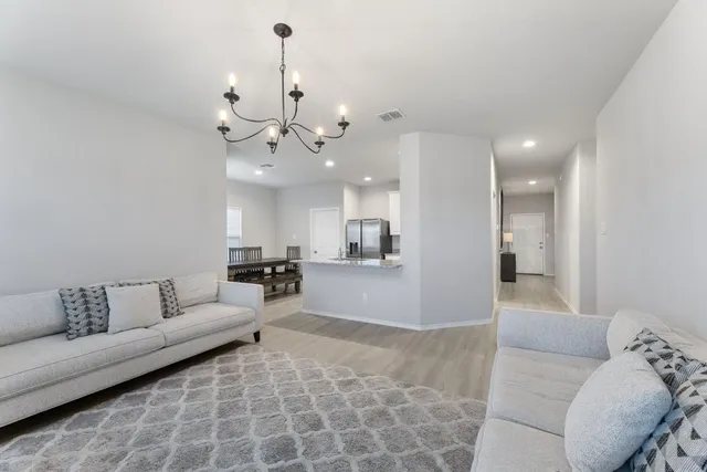 $1,850 | 717 Peak Place, Seguin, TX 78155