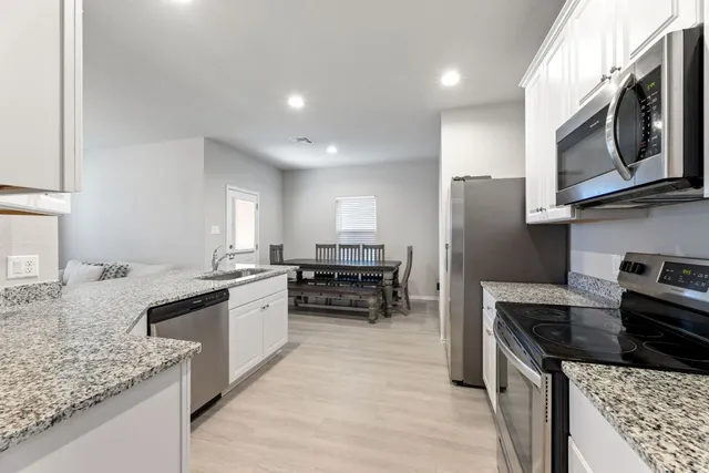 $1,850 | 717 Peak Place, Seguin, TX 78155