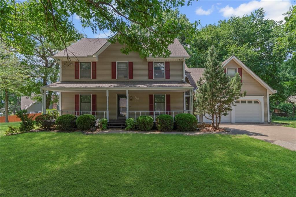 320 Southwest Raven Ct  
