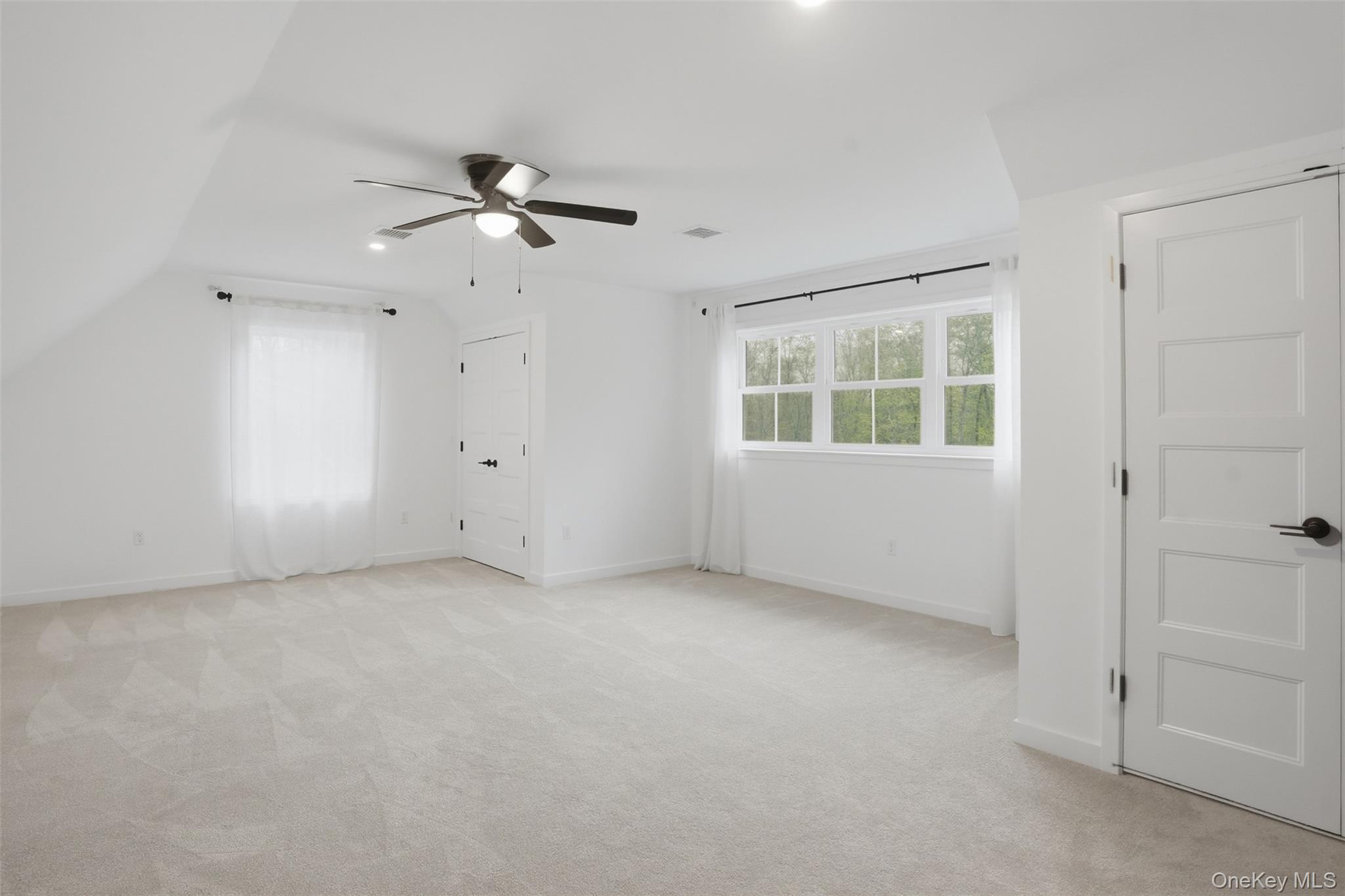 9 Schoolhouse Road Middletown, NY 10940 - Photo 24 of 36