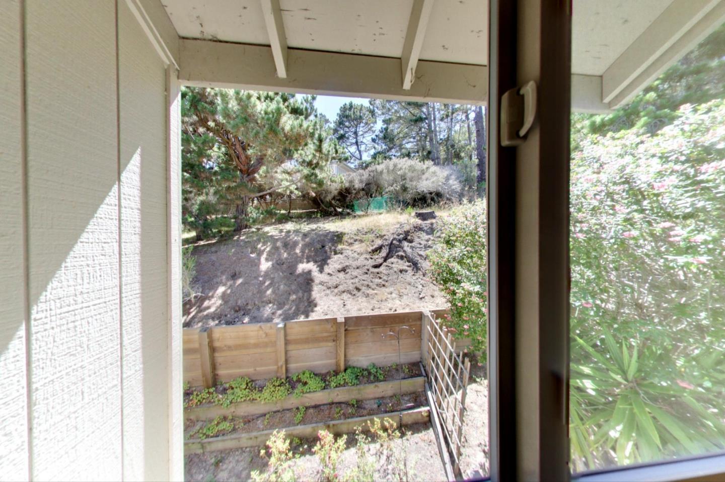 70 Forest Ridge Road, Unit 28 Monterey, CA 93940 - Photo 18 of 37 Gallery Image 18