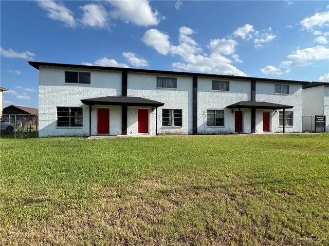 $800 | 720 East Sugarcane Drive, Unit 1, Weslaco, TX 78599