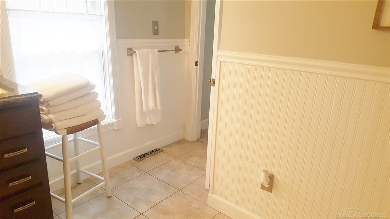 8780 Owens Road Yale, MI 48097 - Photo 24 of 39 50004323-23.JPG