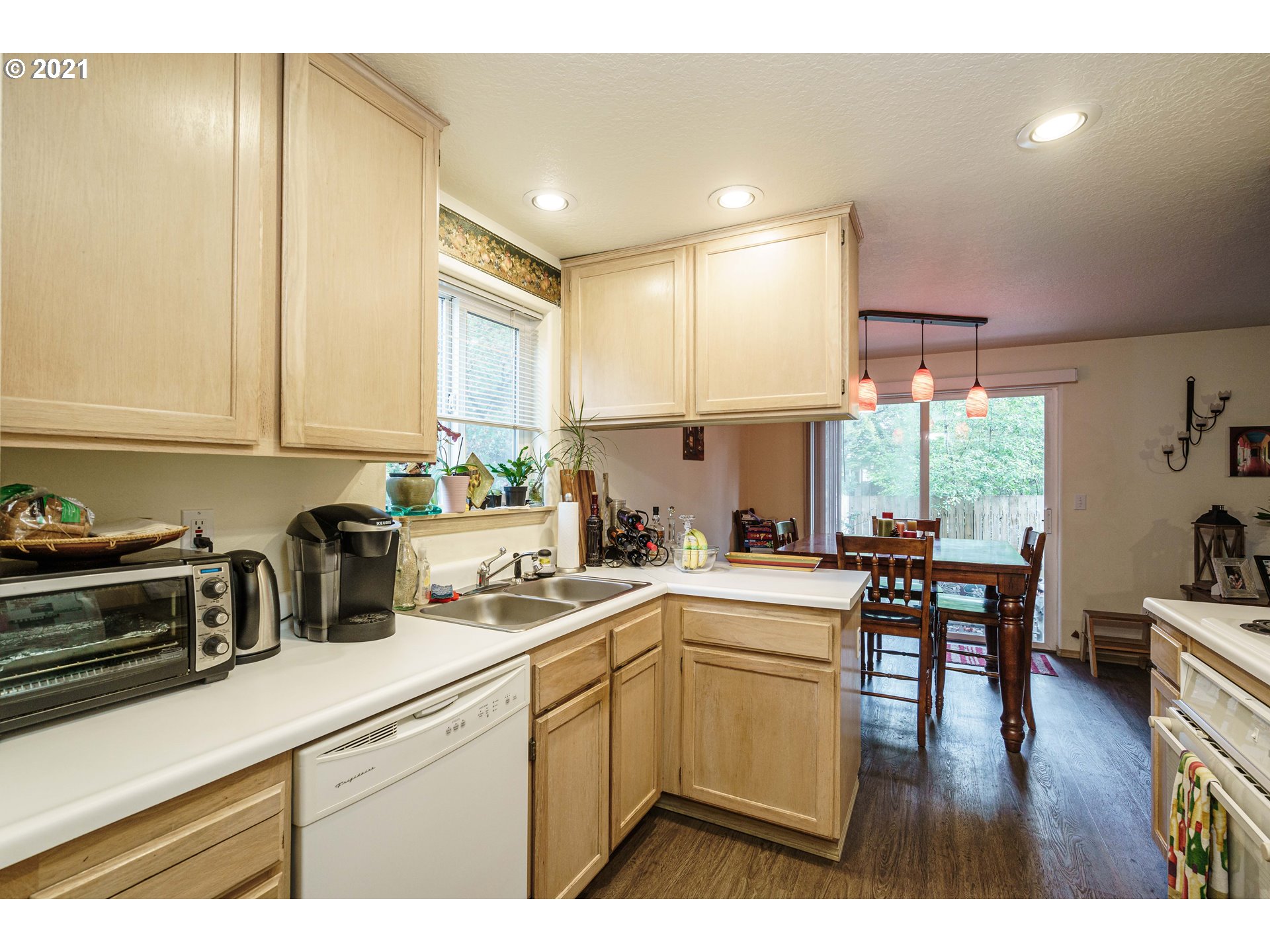 3420 Southwest Butler Road Gresham, OR 97080 - Photo 3 of 32 Gallery Image 3