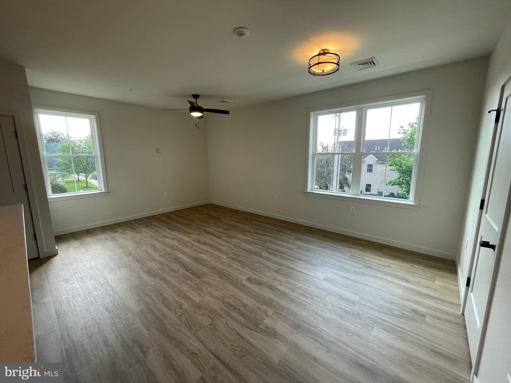 17 Kennedy Street Lancaster, PA 17602 - Photo 5 of 11