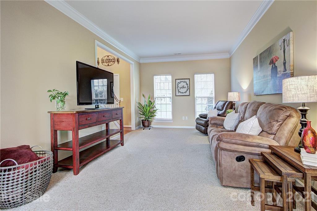 7025 Meyer Road Fort Mill, SC 29715 - Photo 8 of 41 a living room with furniture