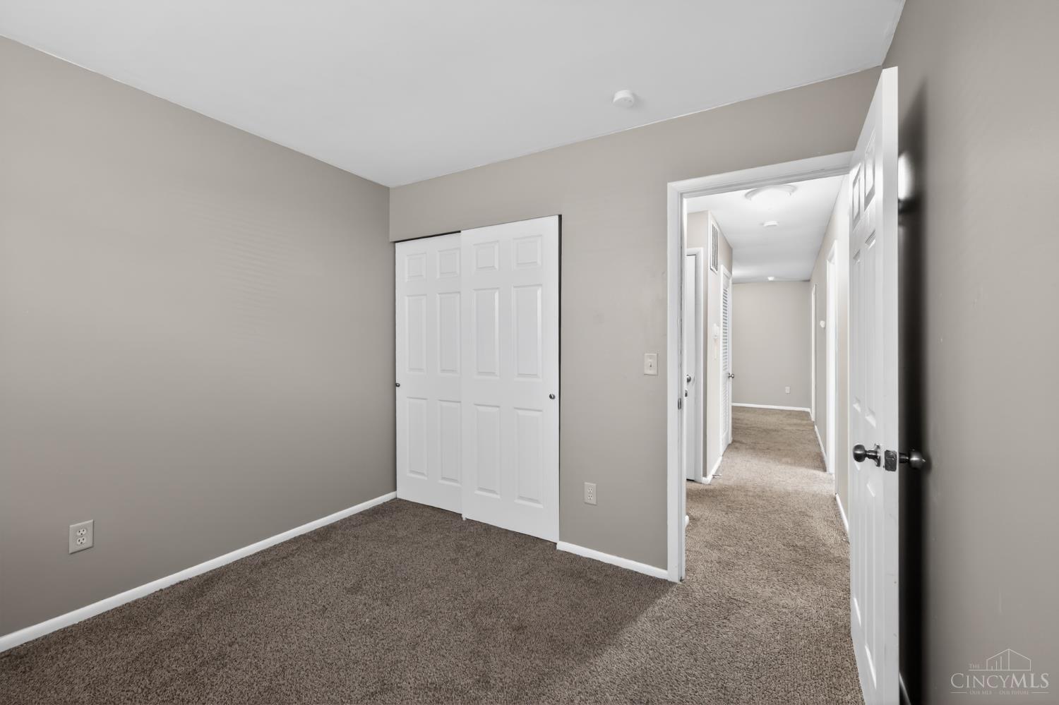 2494 West Kemper Road Cincinnati, OH 45231 - Photo 13 of 18 Gallery Image 13