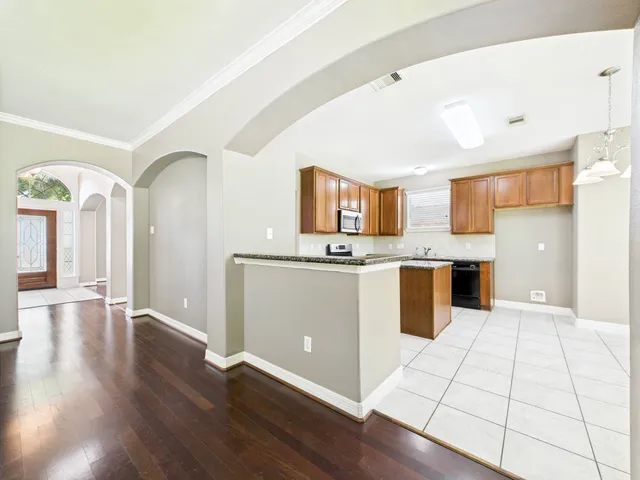 $315,898 | 8122 Silver Lure Drive, Humble, TX 77346