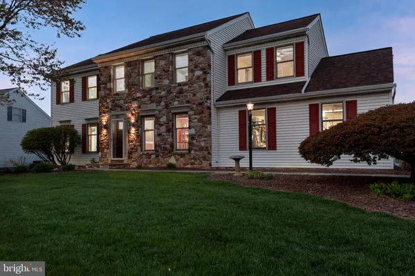 $635,000 | 205 Cambridge Drive, Strasburg, PA 17579