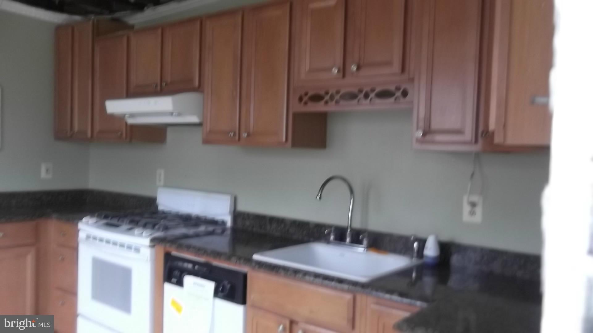4109 Eder Road Baltimore, MD 21222 - Photo 2 of 11 Kitchen