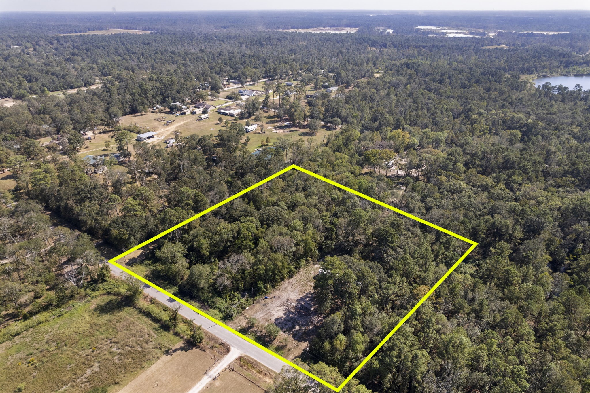 13930 McGregor Road Conroe, TX 77302 - Photo 3 of 16