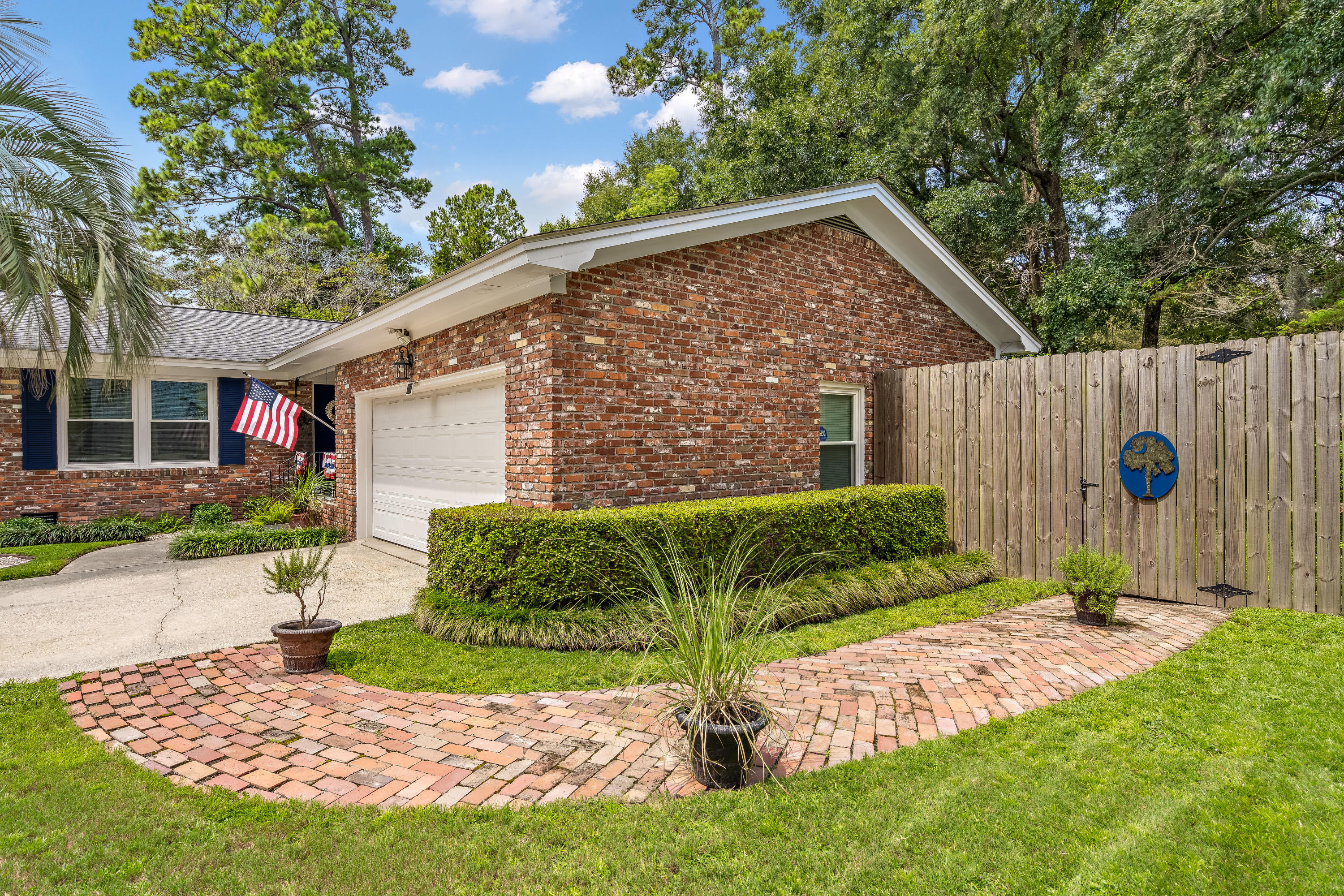 1054 Yeamans Hall Road Hanahan, SC 29410 - Photo 28 of 28 Front3