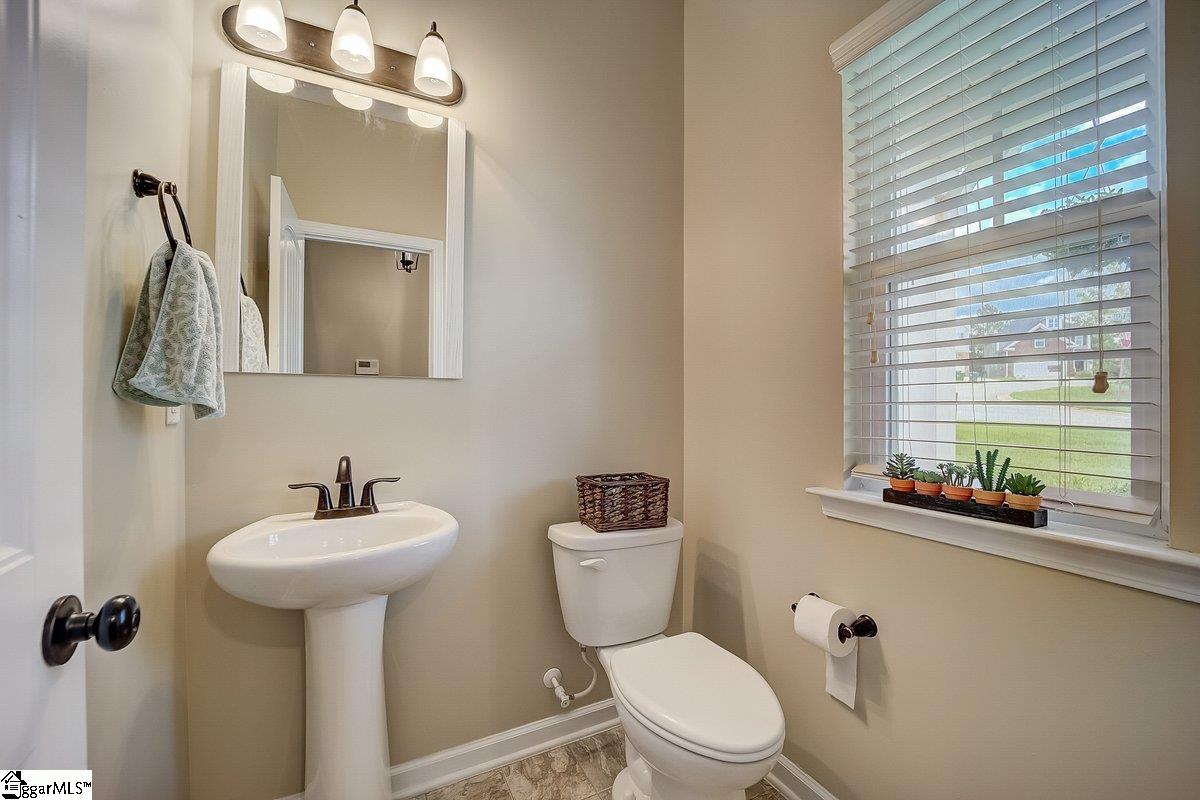 504 Bailey Elizabeth Way Inman, SC 29349 - Photo 8 of 19