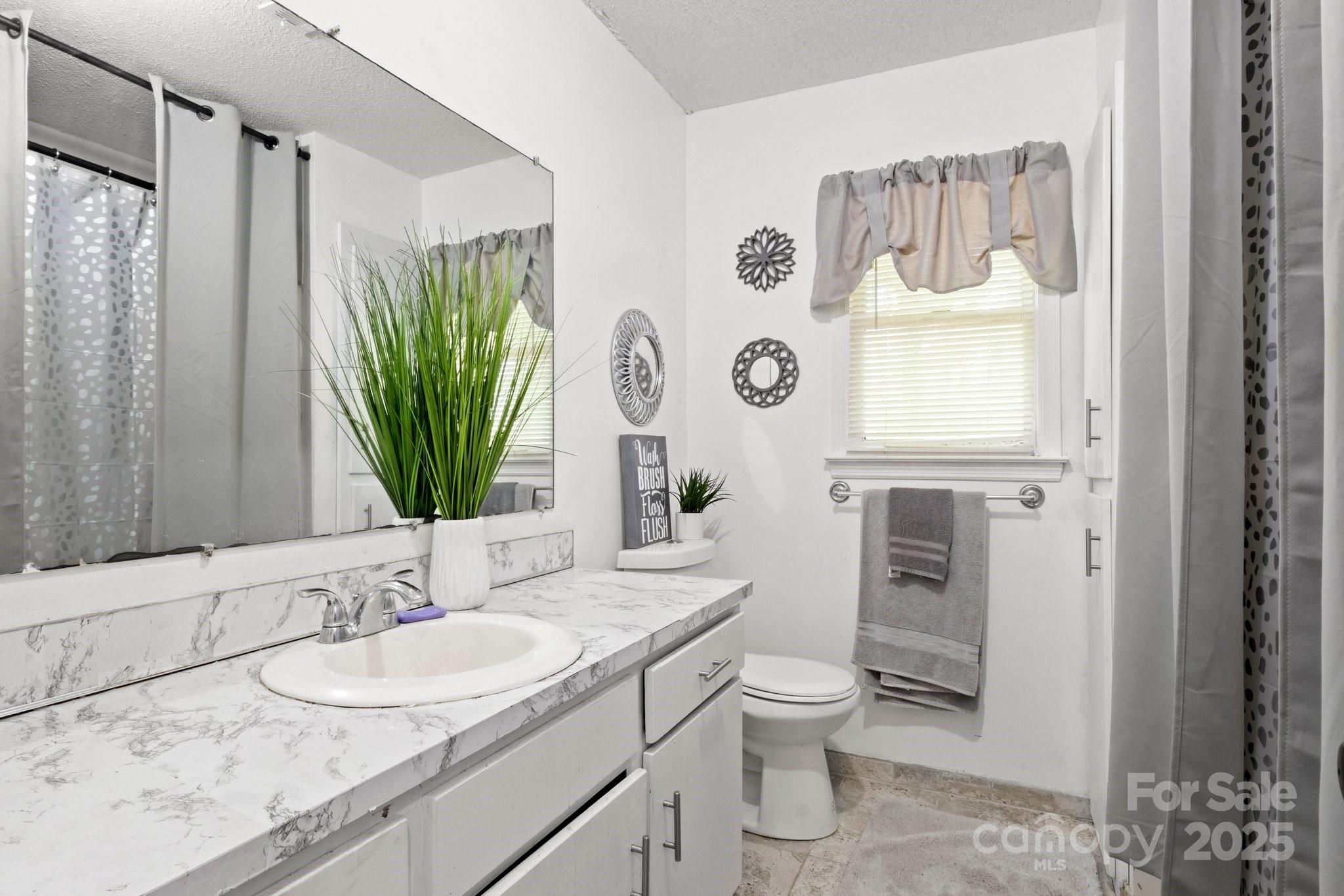 5762 Hightower Road Fort Lawn, SC 29714 - Photo 19 of 27 Gallery Image 19