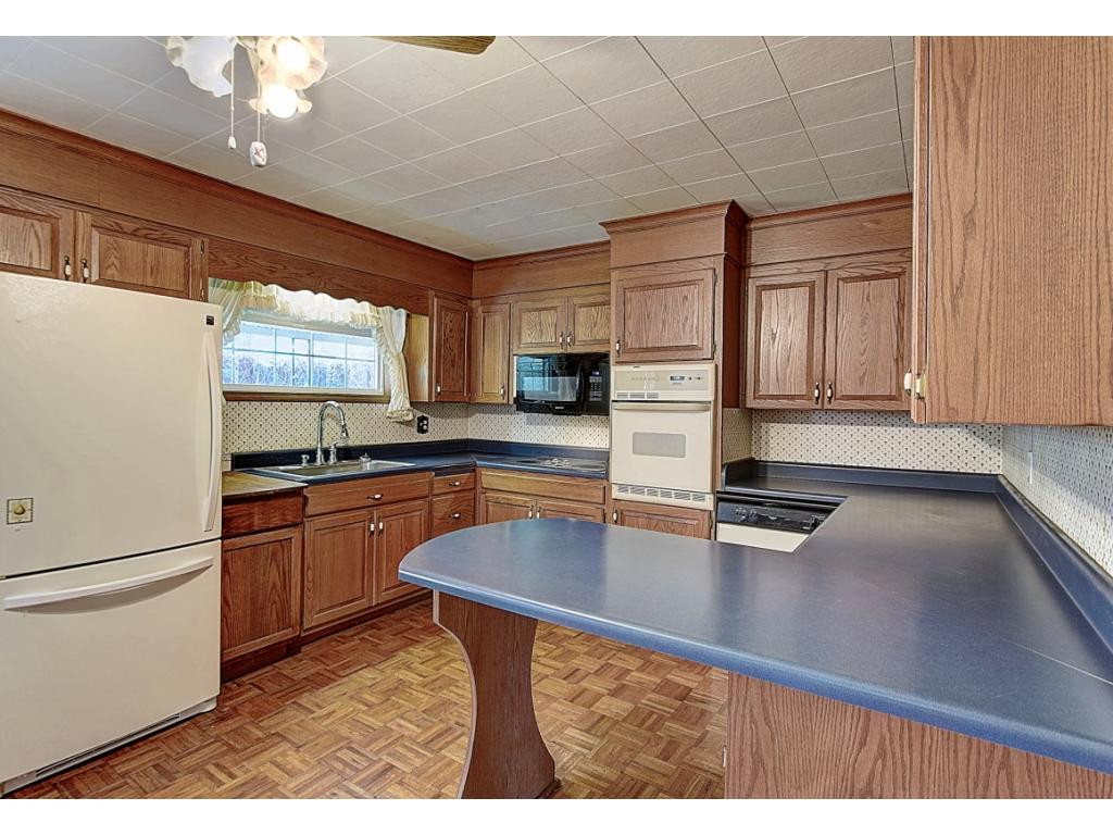 1556 Chestoa Pike Erwin, TN 37650 - Photo 11 of 36 Photo 11