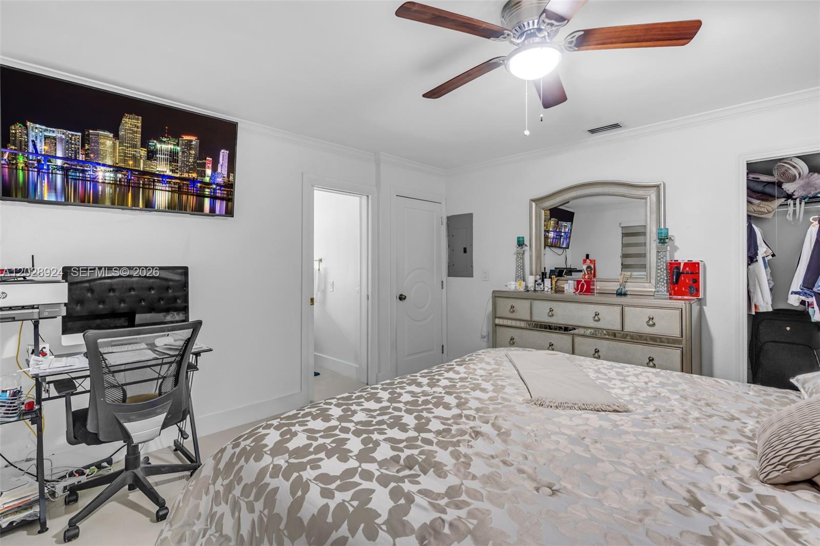 46 Northeast 164th Street Miami, FL 33162 - Photo 20 of 60